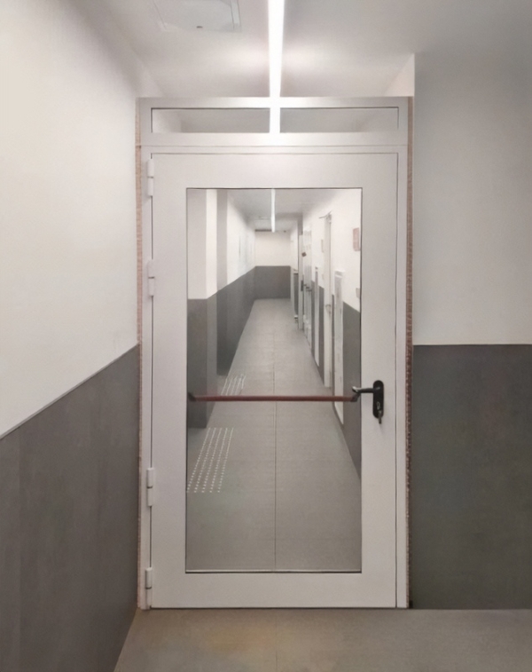 Фото однопольных противопожарных дверей