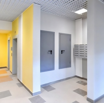 Люки на стене Люки на стене