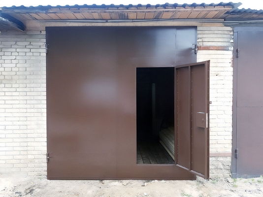 Ворота с калиткой Ворота с калиткой