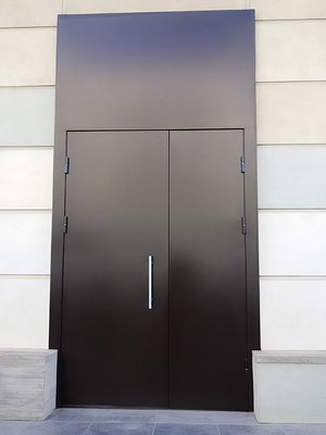 Нестандартная подъездная дверь Нестандартная подъездная дверь