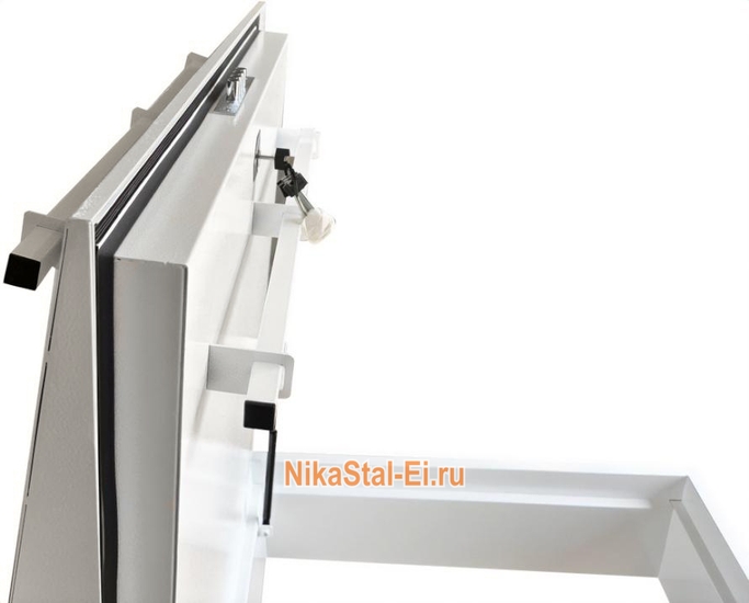 Металлический кровельный люк Металлический кровельный люк